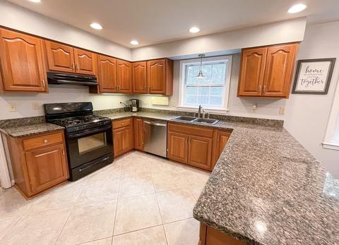 10 Blevens Dr, Concord, NH 03301 photo 2