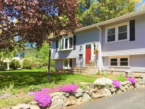 99 Joyce Rd, Framingham, MA 01701 photo 2