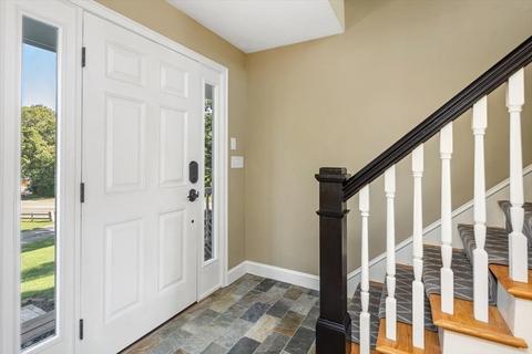 146 Hull St, Hingham, MA 02043 photo 4