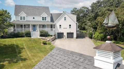 146 Hull St, Hingham, MA 02043 photo 2