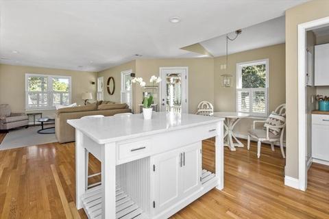 146 Hull St, Hingham, MA 02043 photo 10