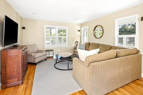 146 Hull St, Hingham, MA 02043 photo 11
