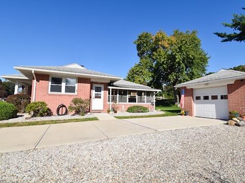 153 Lawrence Rd, Chicopee, MA 01013 photo 4
