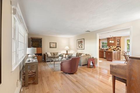 312 Rosemary St, Needham, MA 02492 photo 15