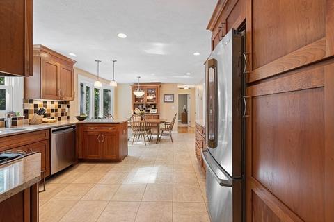 312 Rosemary St, Needham, MA 02492 photo 12