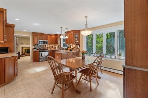 312 Rosemary St, Needham, MA 02492 photo 10