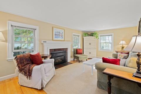 34 Lilly Ln, Dedham, MA 02026 photo 9