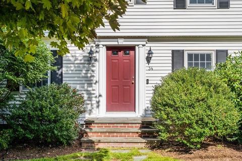 34 Lilly Ln, Dedham, MA 02026 photo 2