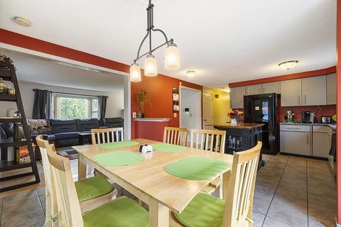 57 Stone St, Saugus, MA 01906 photo 9