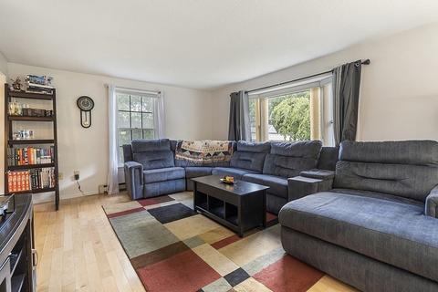 57 Stone St, Saugus, MA 01906 photo 4