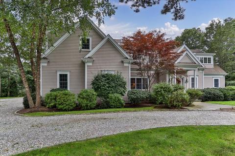 54 Eagle Dr, Mashpee, MA 02649 photo 2