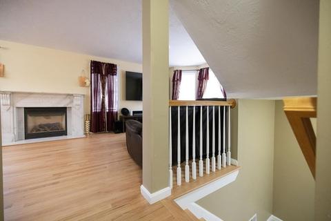 33 Sophia Dr, Worcester, MA 01607 photo 4