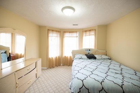 33 Sophia Dr, Worcester, MA 01607 photo 17