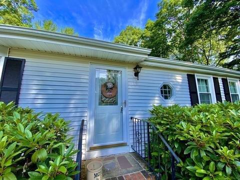 7 Winslow Ln, Wareham, MA 02571 photo 3