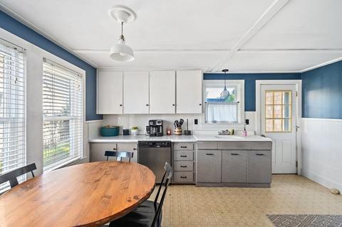 17 Thomas St, Marshfield, MA 02050 photo 6