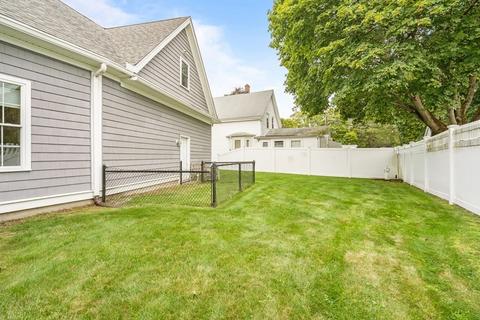 79 Spring St, Stoneham, MA 02180 photo 7