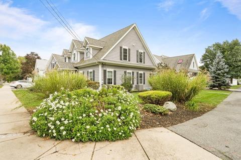 79 Spring St, Stoneham, MA 02180 photo 4