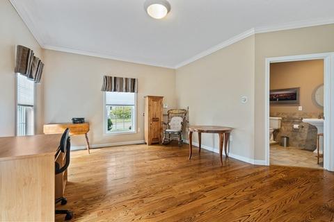 79 Spring St, Stoneham, MA 02180 photo 16