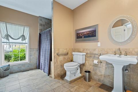 79 Spring St, Stoneham, MA 02180 photo 17