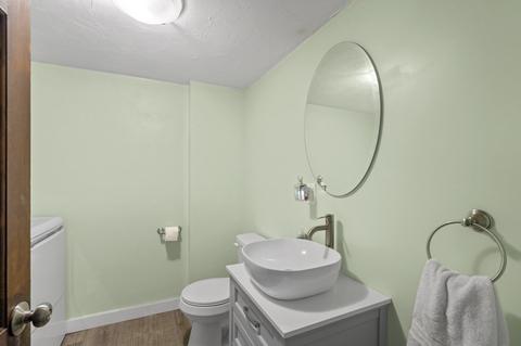 39 Bates St, Mendon, MA 01756 photo 16