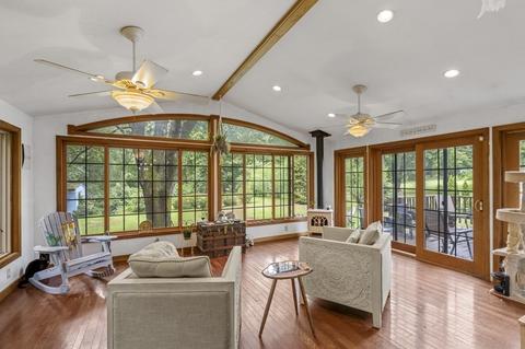 39 Bates St, Mendon, MA 01756 photo 9