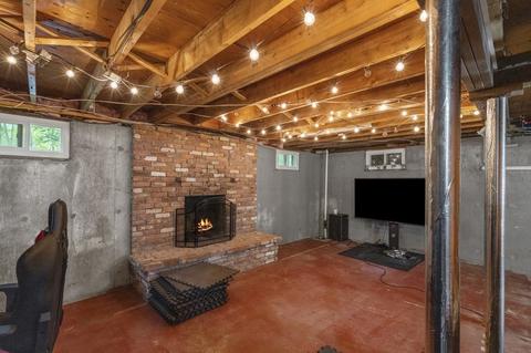 39 Bates St, Mendon, MA 01756 photo 17