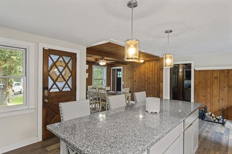 39 Bates St, Mendon, MA 01756 photo 5