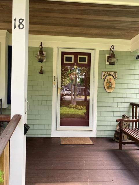 18 Mashpee Neck Rd, Mashpee, MA 02649 photo 2