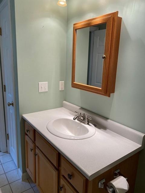 18 Mashpee Neck Rd, Mashpee, MA 02649 photo 11