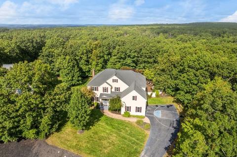 5 Summit Cir, Douglas, MA 01516 photo 3