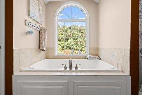 5 Summit Cir, Douglas, MA 01516 photo 19