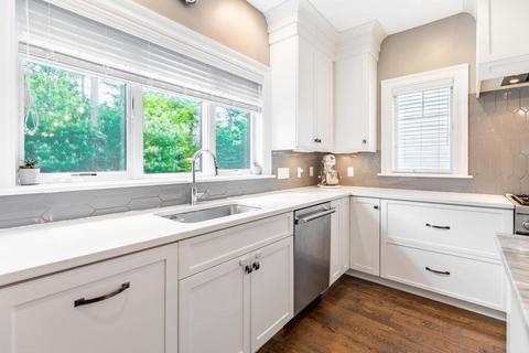 137 Fairfield, Needham, MA 02492 photo 14