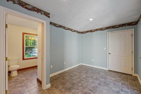 332 Main St, Townsend, MA 01469 photo 13