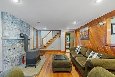 332 Main St, Townsend, MA 01469 photo 9