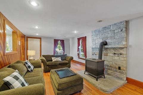 332 Main St, Townsend, MA 01469 photo 10