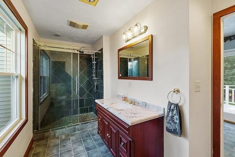 332 Main St, Townsend, MA 01469 photo 11
