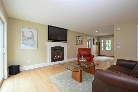 275 Cotuit Rd, Mashpee, MA 02649 photo 11