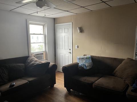 81 Foster St, Fall River, MA 02721 photo 12
