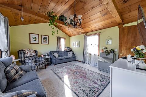 89 Fallston St, Springfield, MA 01119 photo 9