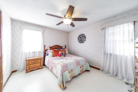 89 Fallston St, Springfield, MA 01119 photo 16