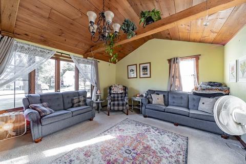 89 Fallston St, Springfield, MA 01119 photo 10