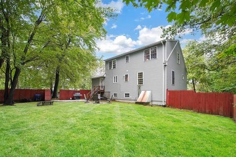 83 Vann St, Springfield, MA 01119 photo 2