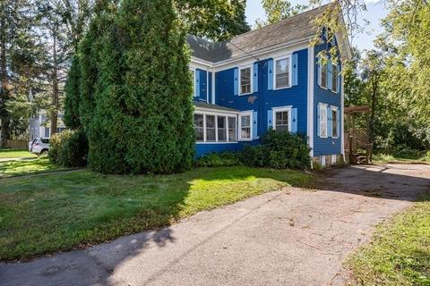69 Mechanic St, Canton, MA 02021 photo 3