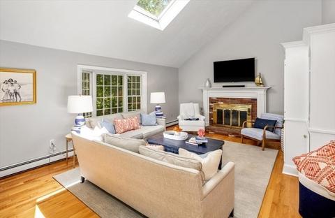 10 Delprete Dr, Hingham, MA 02043 photo 21