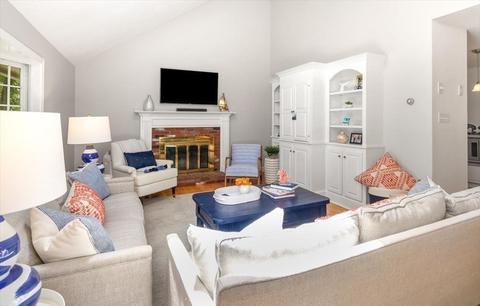 10 Delprete Dr, Hingham, MA 02043 photo 22