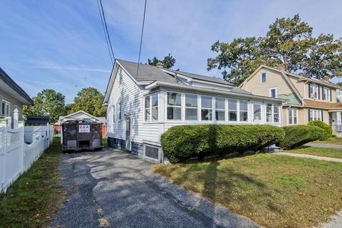 82 Redlands St, Springfield, MA 01104 photo 4