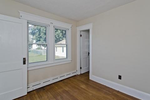 82 Redlands St, Springfield, MA 01104 photo 22
