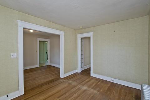 82 Redlands St, Springfield, MA 01104 photo 13