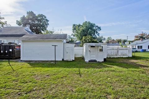 82 Redlands St, Springfield, MA 01104 photo 6