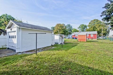 82 Redlands St, Springfield, MA 01104 photo 5